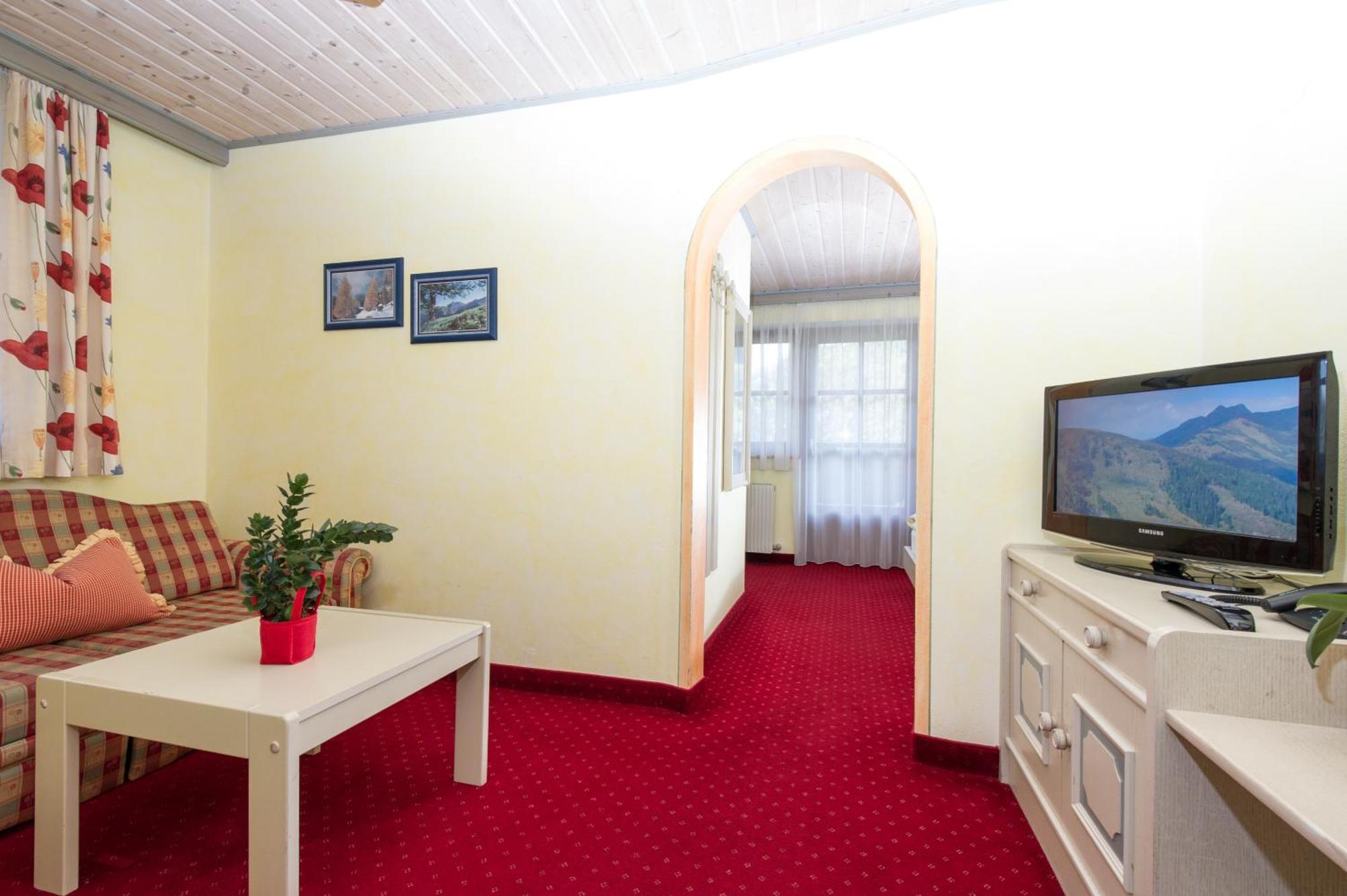 Hotel Sonnhof Гросарл Екстериор снимка